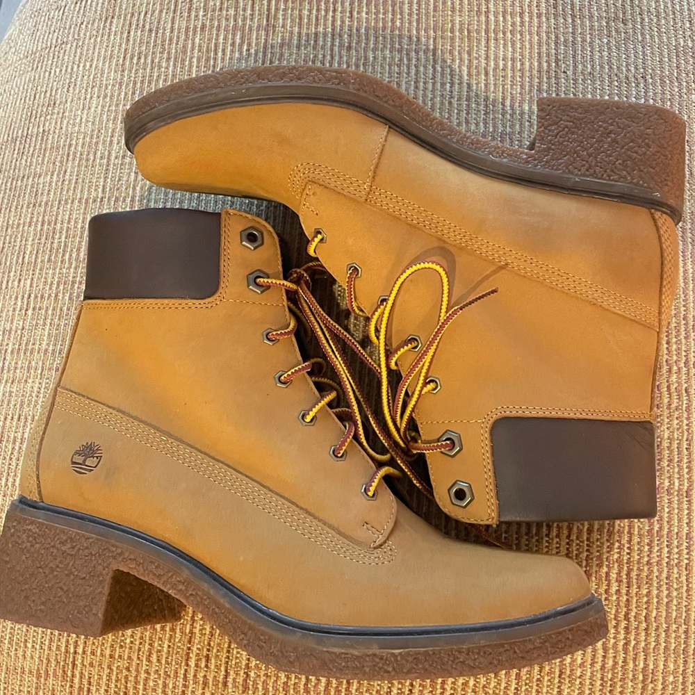 Women's Timberland Ortholite Footbed Hi-Top 2" Heel Chukka Boots Sz 7